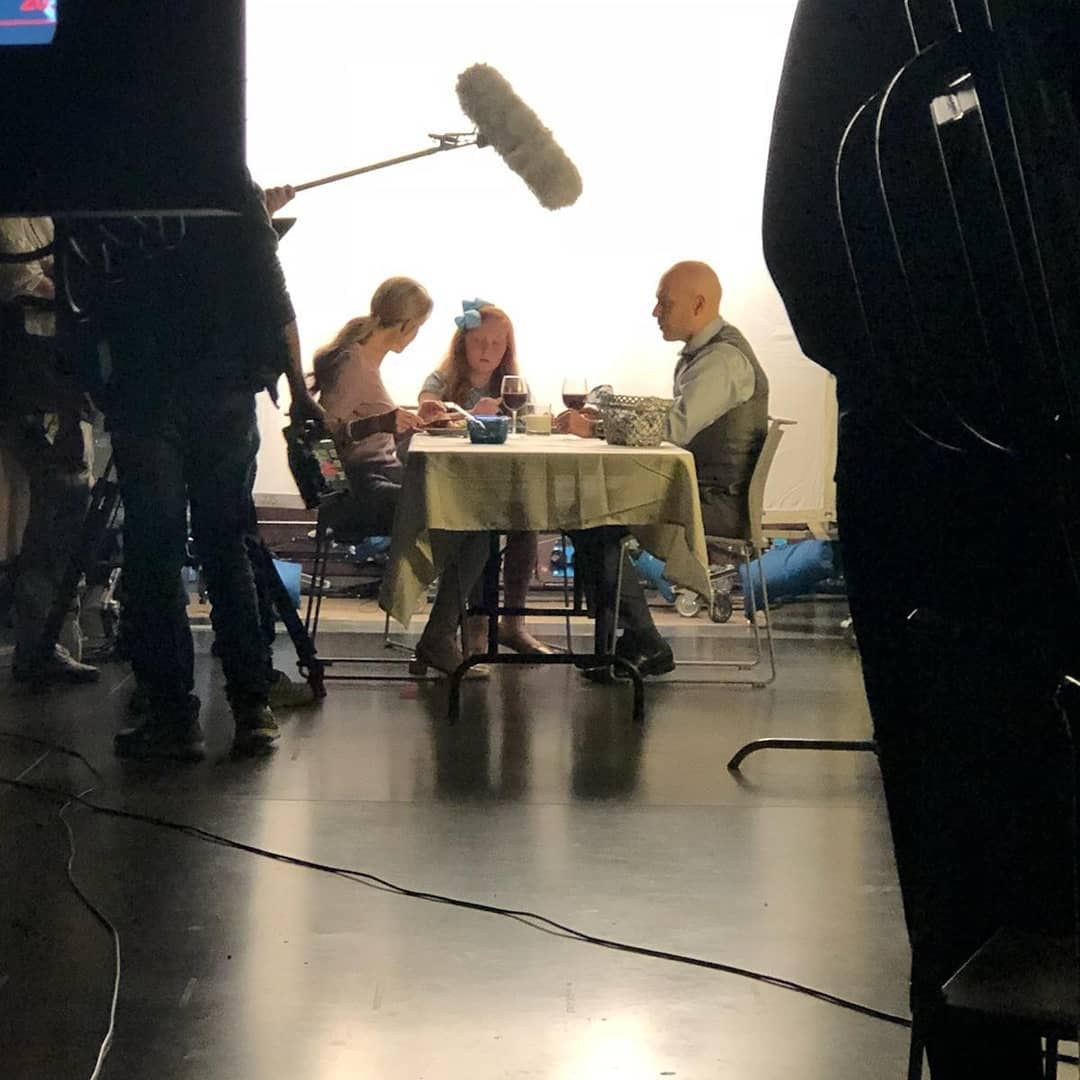 On set filming dinner scene